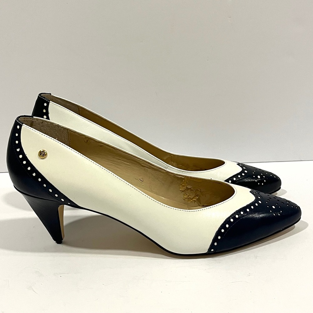 Etienne Aigner Spectator Pumps Navy Blue Wingtip Kitten Heels Vintage Size 8.5